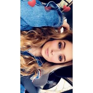 Meet your Posher, Adison